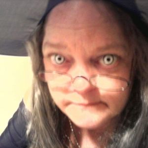 Meet your Posher, Beth